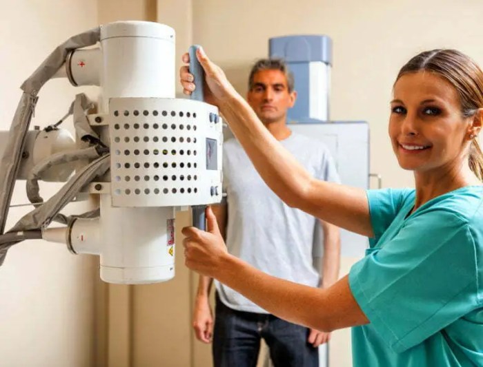 Radiologic Technologist - Salary, Schools, and Jobs